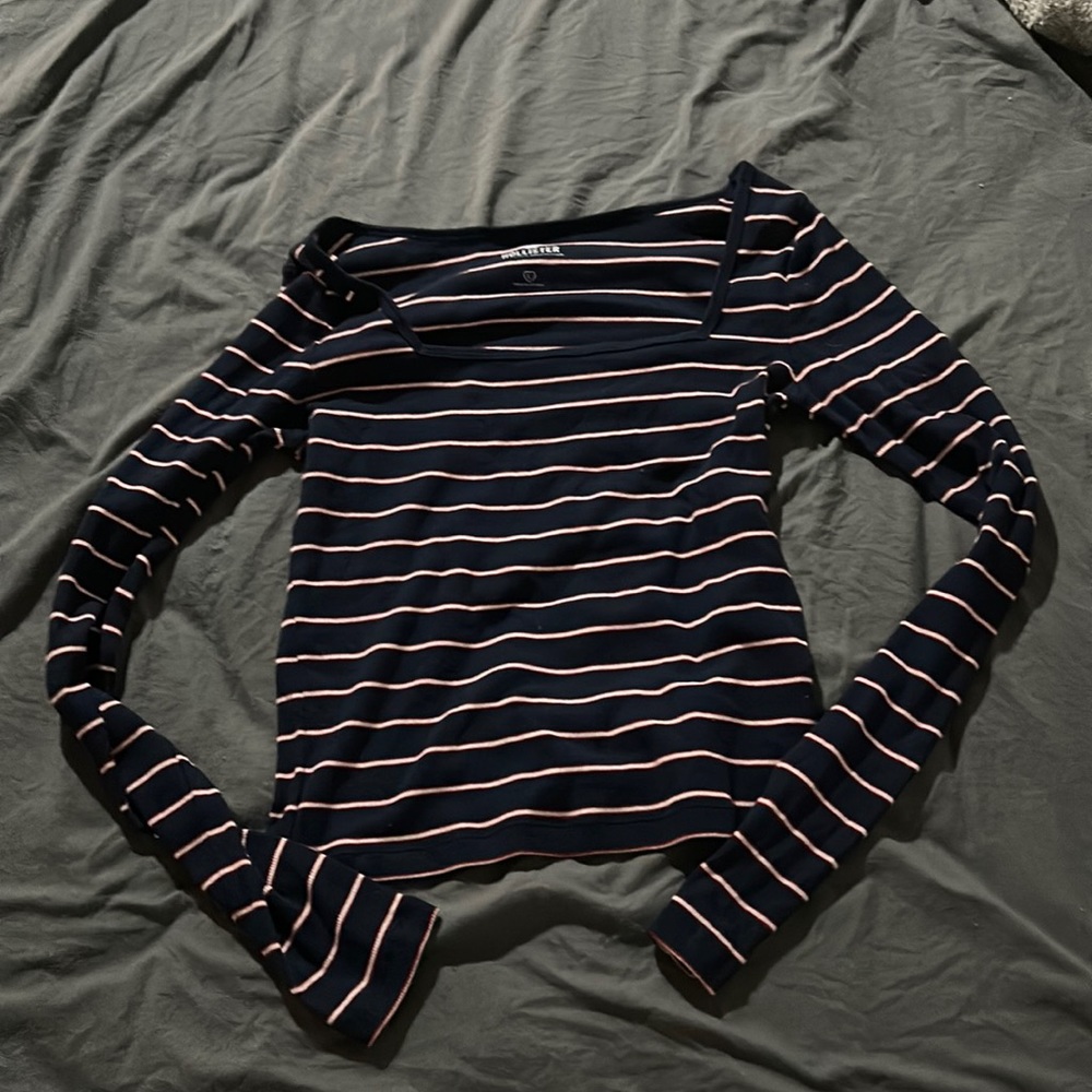Hollister long sleeve crop top